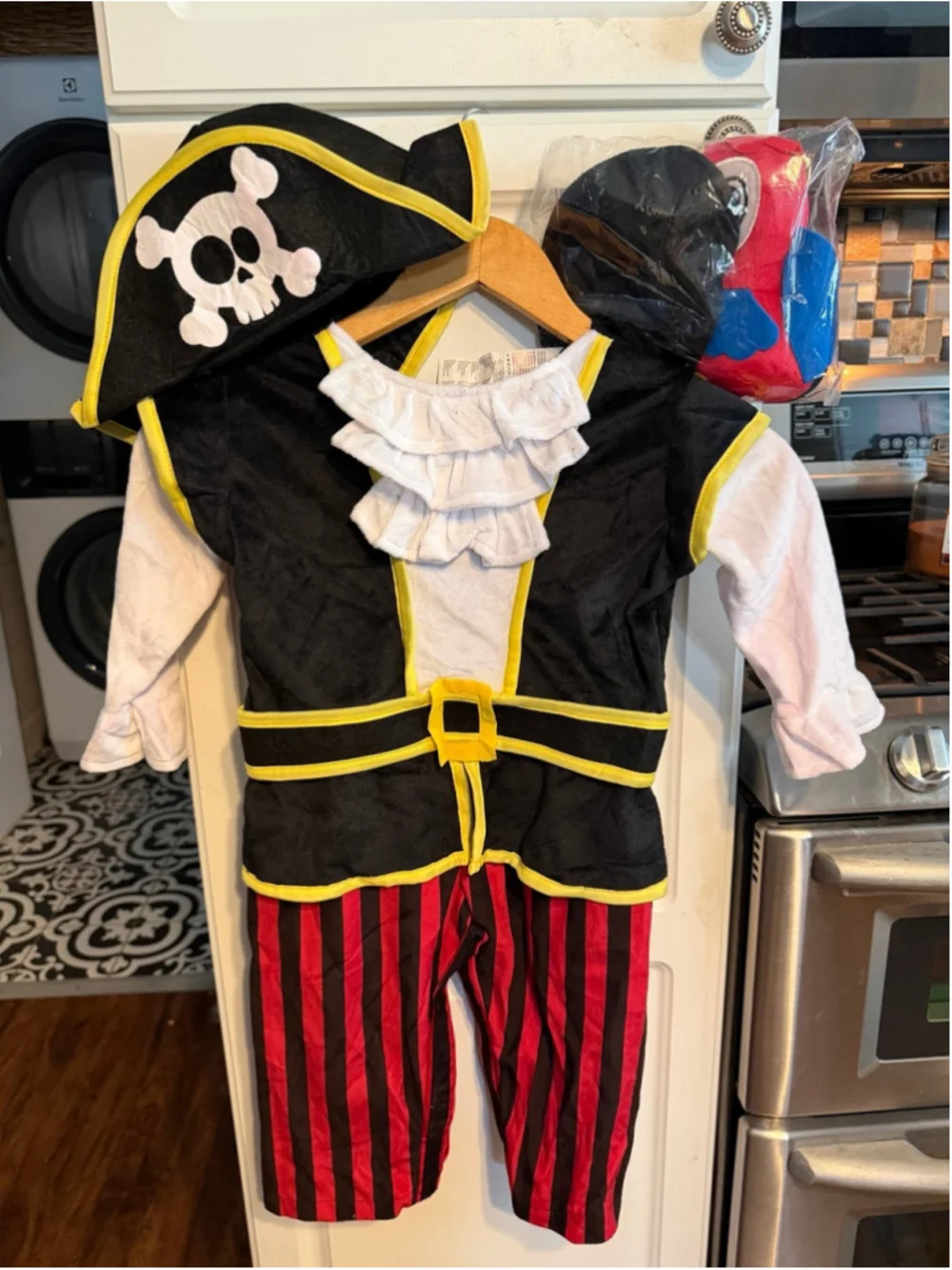Spooktacular Creations new without